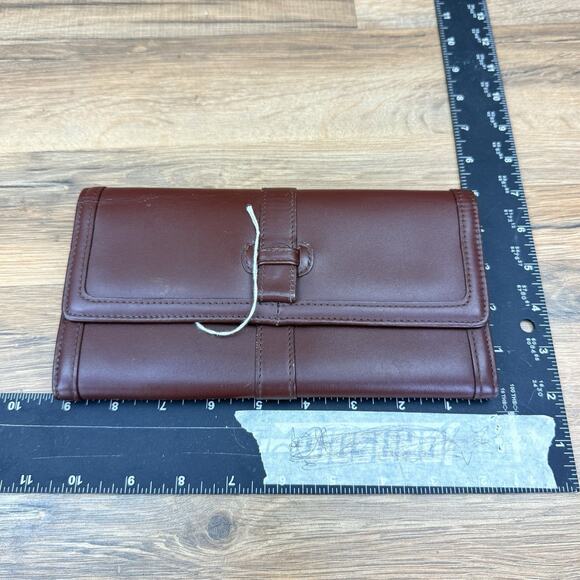 L.L. Bean Large Brown Clutch Wallet Leather Passport 9" x 5" Credit Card Coin - Picture 4 of 6